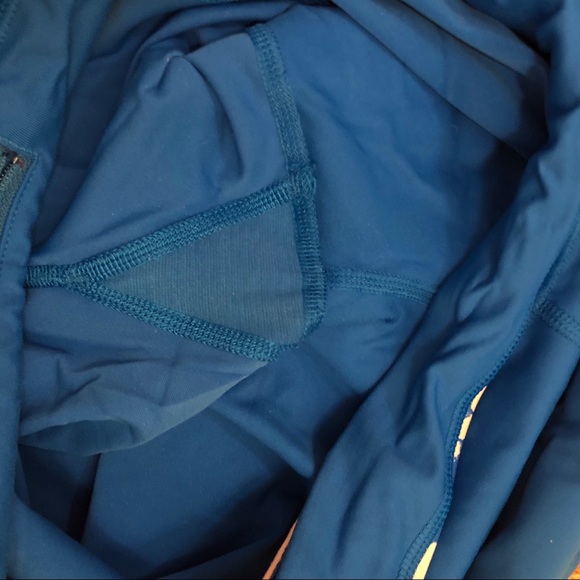 πHPπ Lululemon Leggings - Cropped Floral - Picture 7 of 7